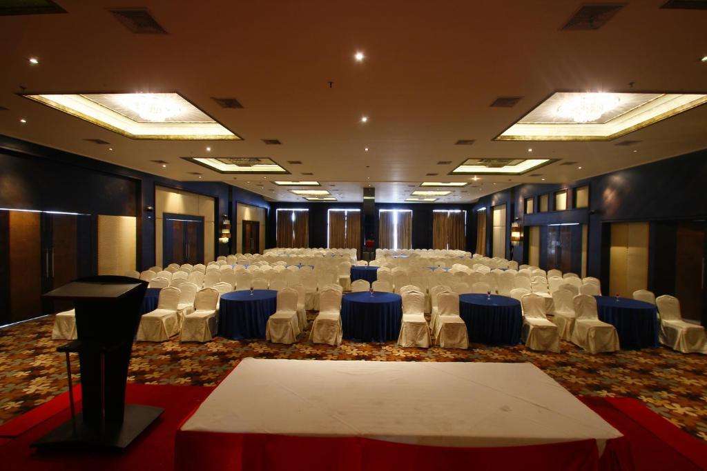 Grand Estancia Salem Ngoại thất bức ảnh
