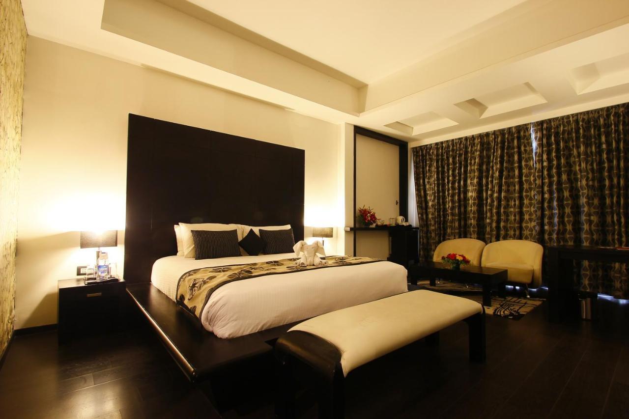 Grand Estancia Salem Phòng bức ảnh